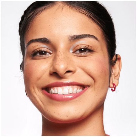 essence Natural Matte Mousse Foundation