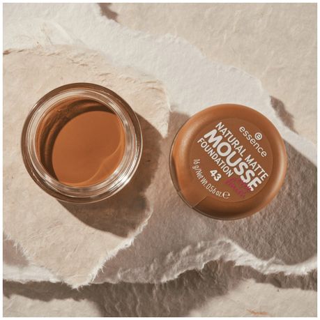essence Natural Matte Mousse Foundation